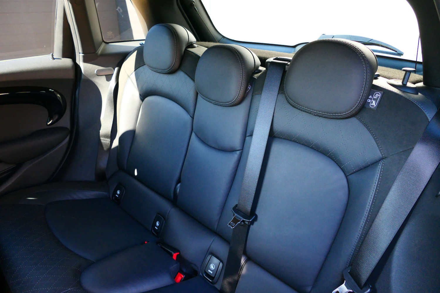 Used MINI Hatch 2019 for sale - 77937228: Photo 5