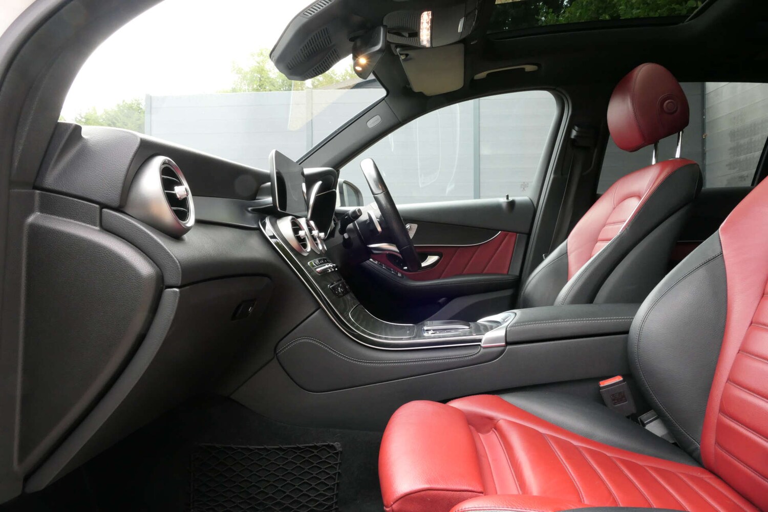 Used Mercedes-Benz GLC 2020 for sale - 76614747: Photo 34