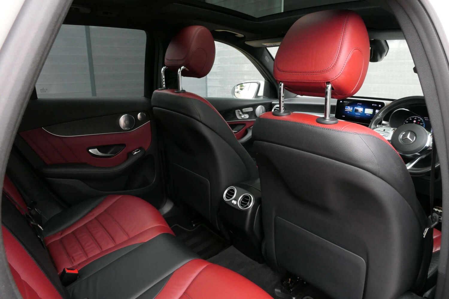 Used Mercedes-Benz GLC 2020 for sale - 76614747: Photo 47