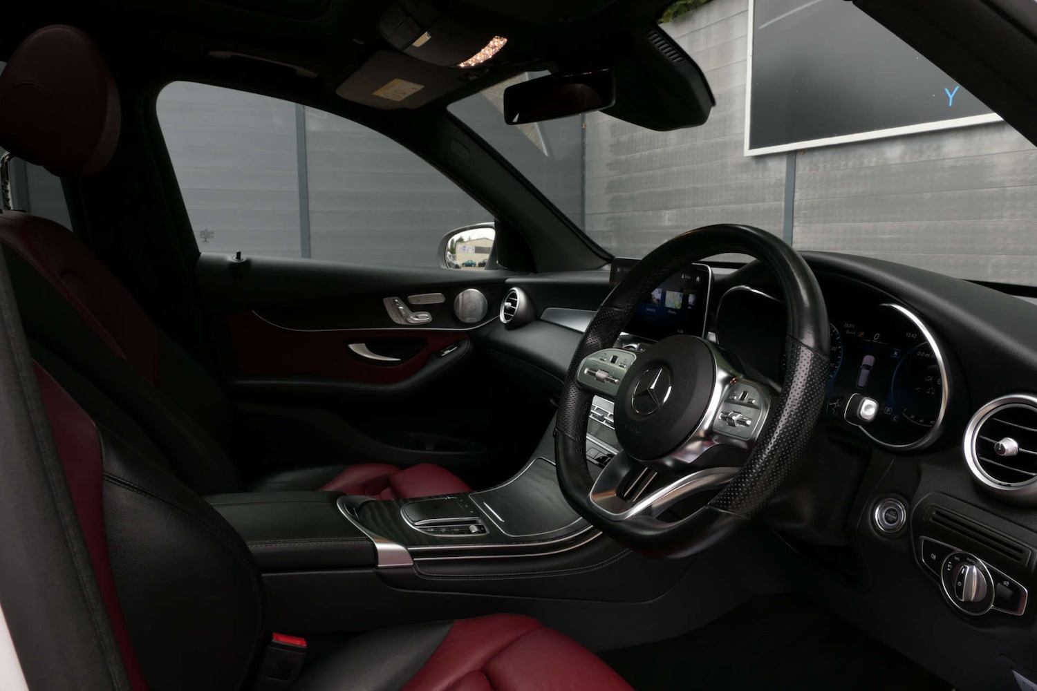 Used Mercedes-Benz GLC 2020 for sale - 76614747: Photo 6