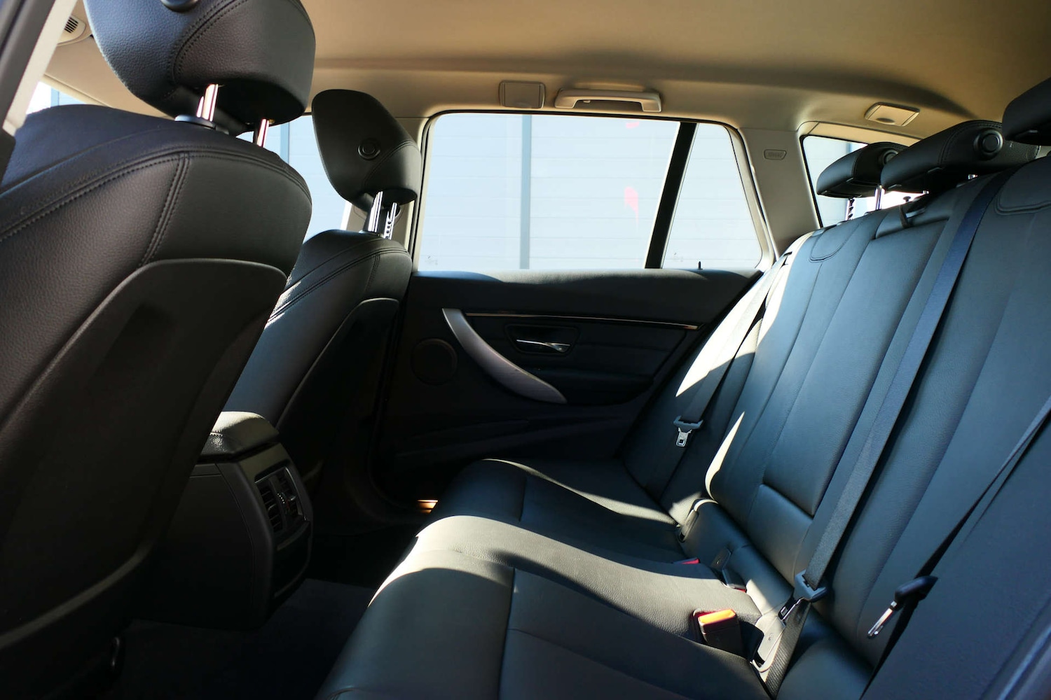 Used BMW 3 Series 2016 for sale - 77736121: Photo 24