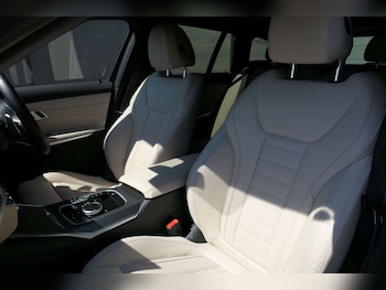 Used BMW 3 Series 2022 for sale - 75613811: Photo