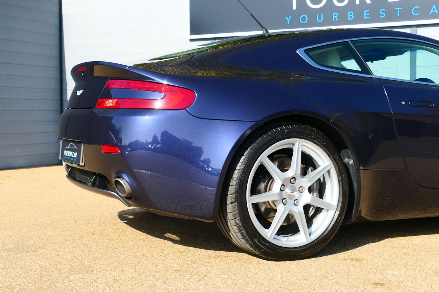 Used Aston Martin Vantage 2007 for sale - 77780985: Photo 15