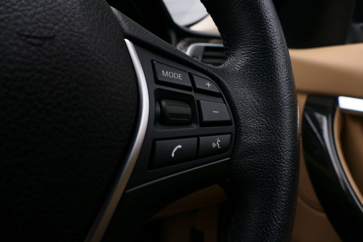 Used BMW 3 Series 2016 for sale - 77495048: Photo 43