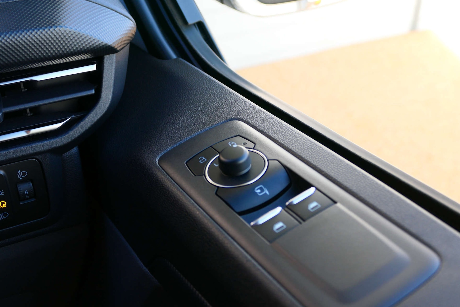 Used Ford Transit Custom 2024 for sale - 77201567: Photo 39