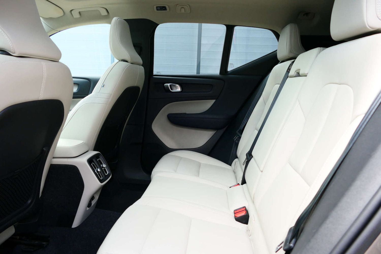 Used Volvo XC40 2019 for sale - 77140926: Photo 48