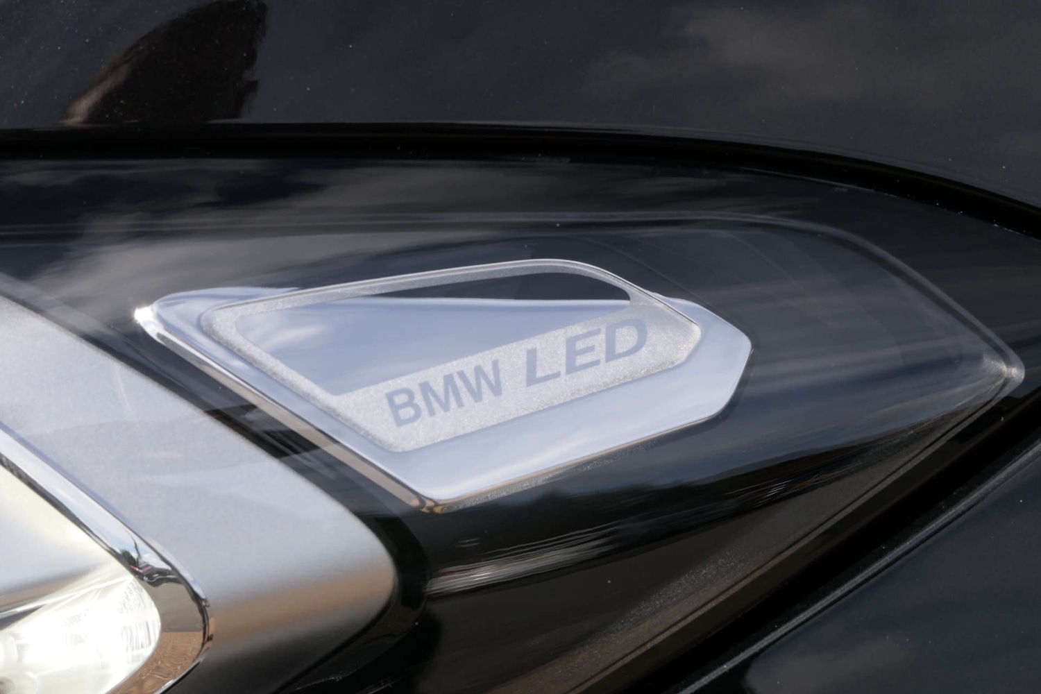 Used BMW 3 Series 2025 for sale - 76616658: Photo 12