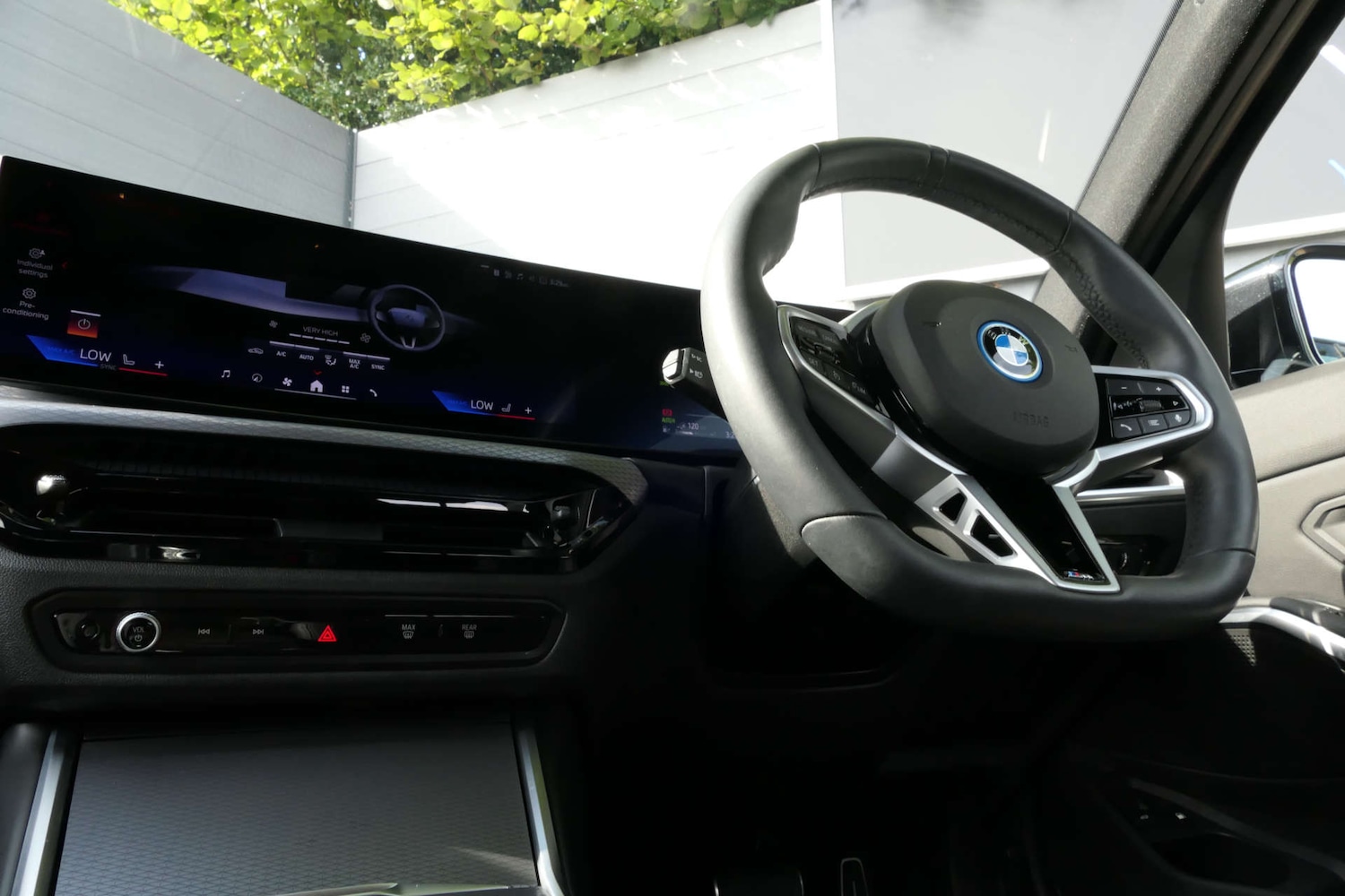 Used BMW 3 Series 2025 for sale - 76616658: Photo 24