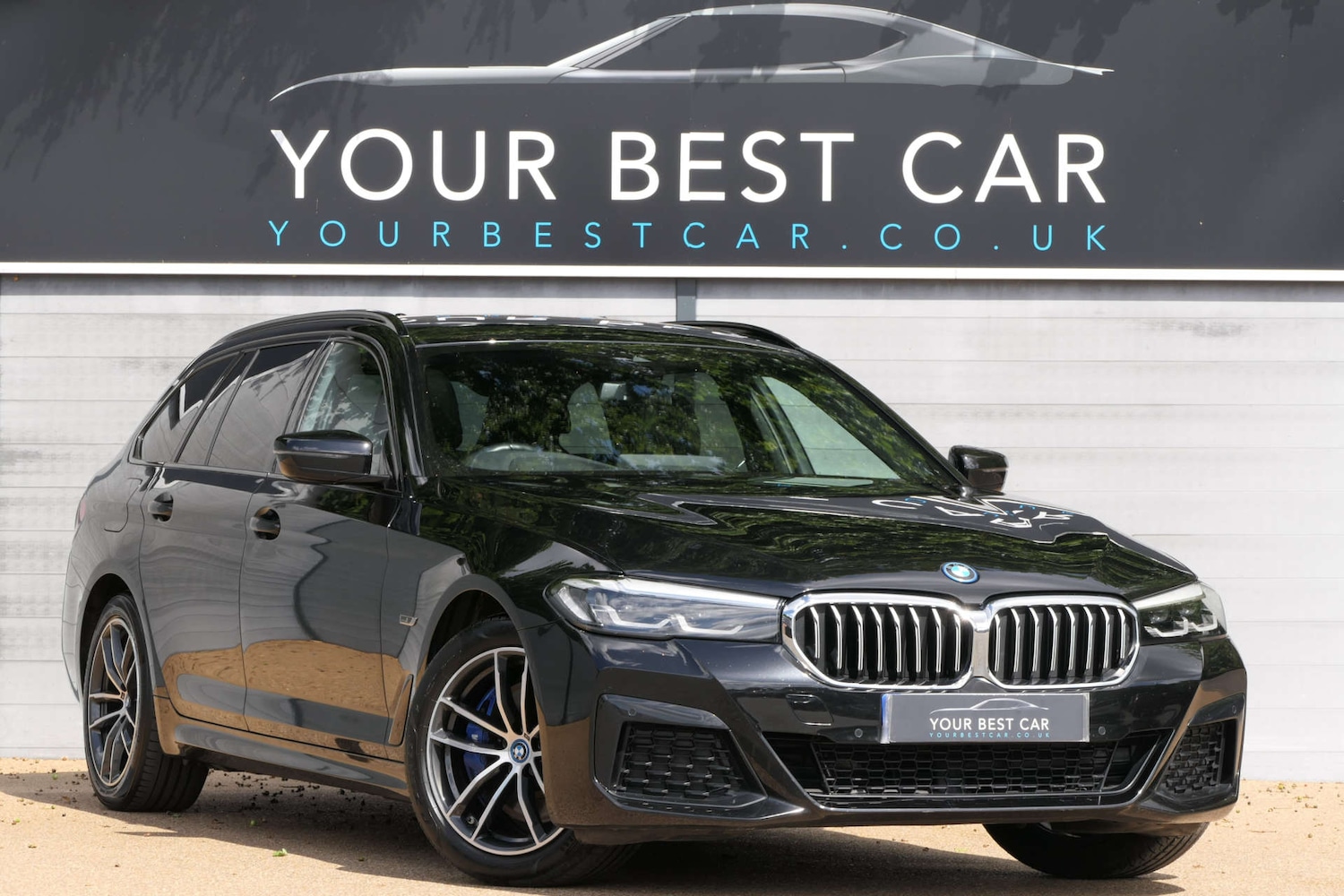 Used BMW 5 Series 2023 for sale - 76614712: Photo 1