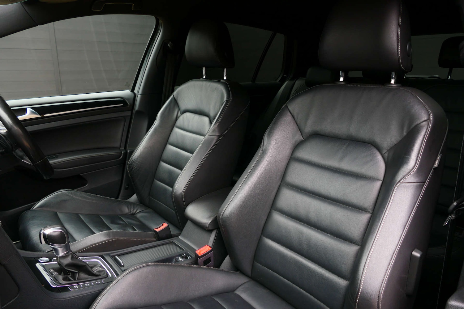 Used Volkswagen Golf 2017 for sale - 78027710: Photo 4