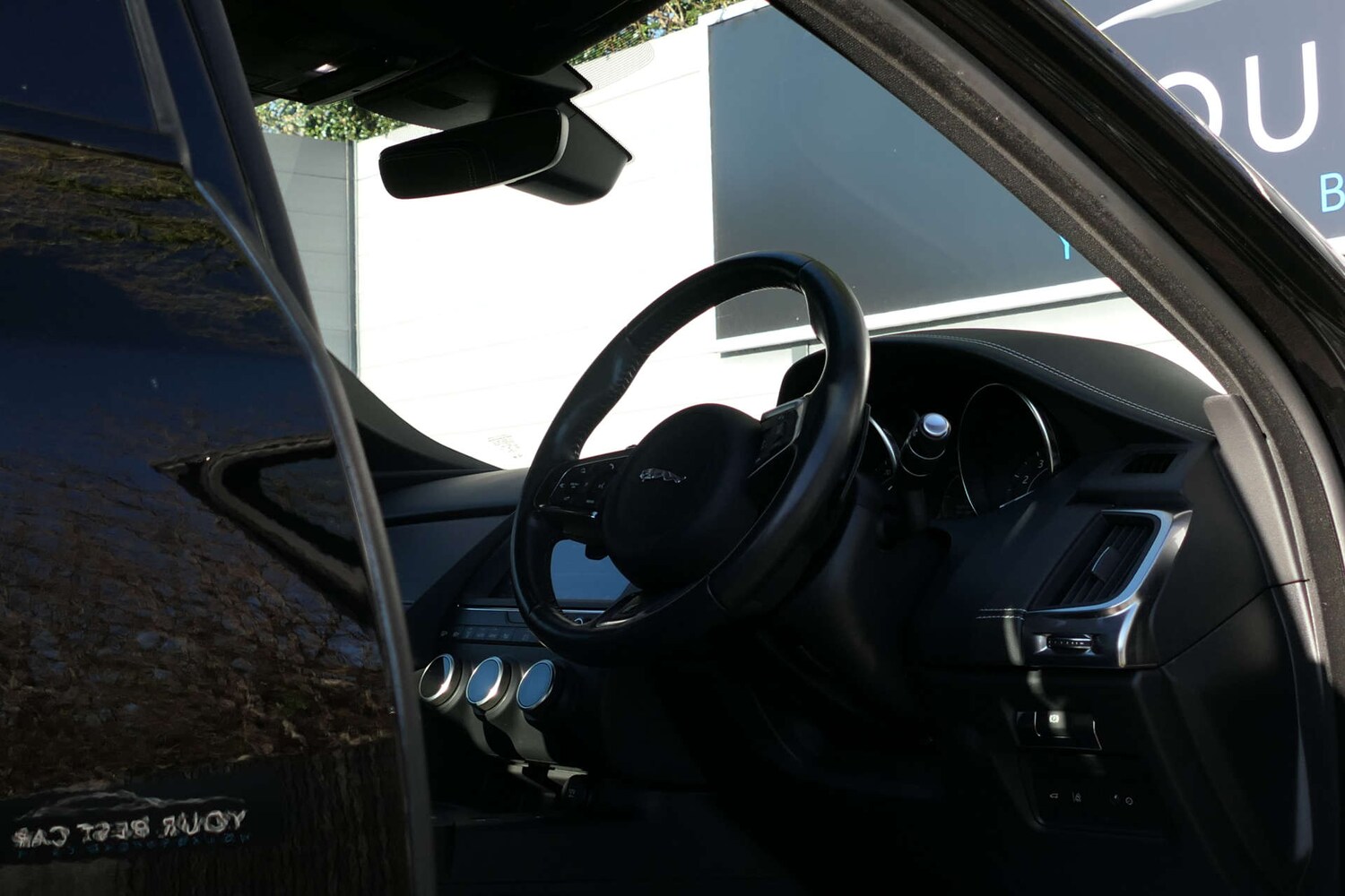 Used Jaguar E-Pace 2019 for sale - 76940172: Photo 19