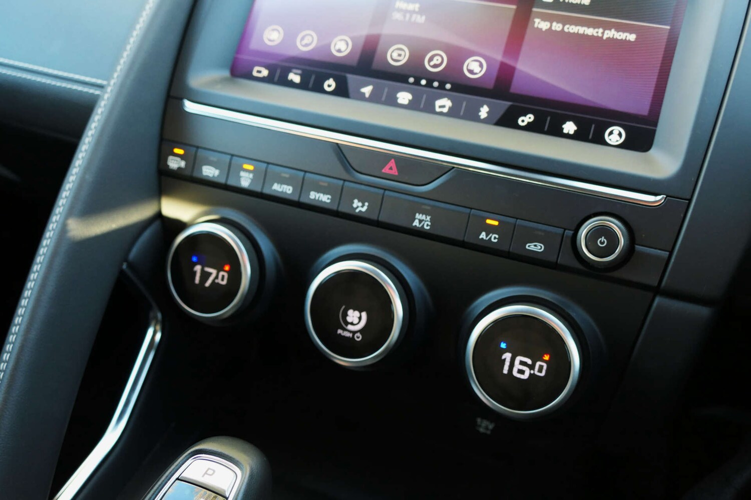 Used Jaguar E-Pace 2019 for sale - 76940172: Photo 23