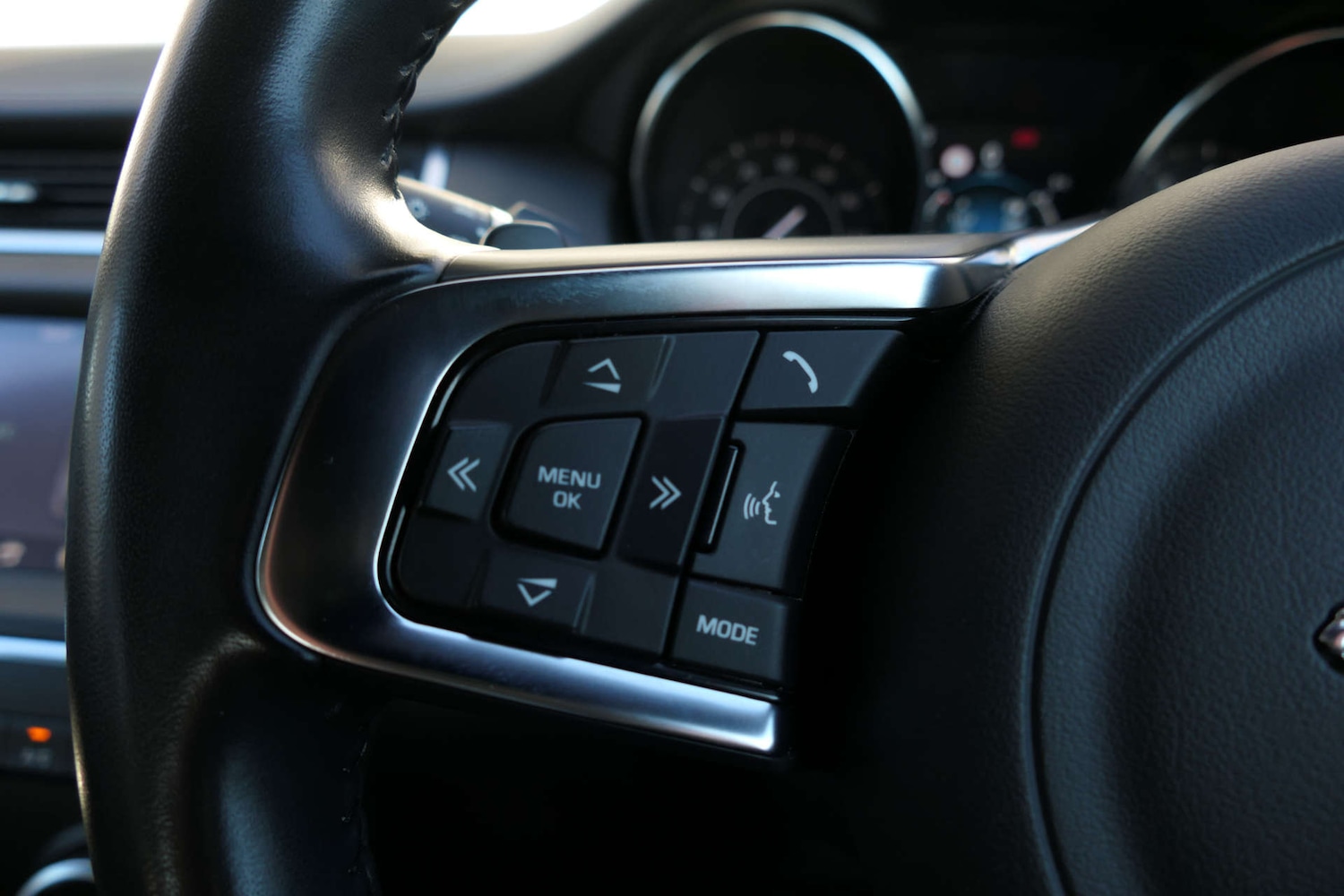 Used Jaguar E-Pace 2019 for sale - 76940172: Photo 25