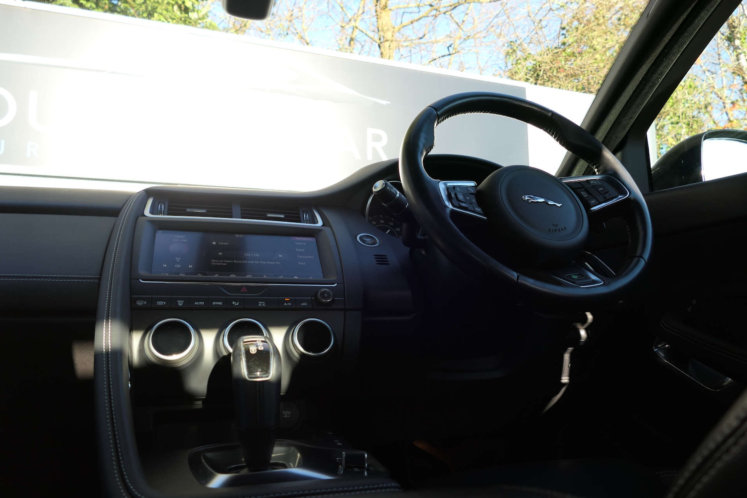 Used Jaguar E-Pace 2019 for sale - 76940172: Photo 32