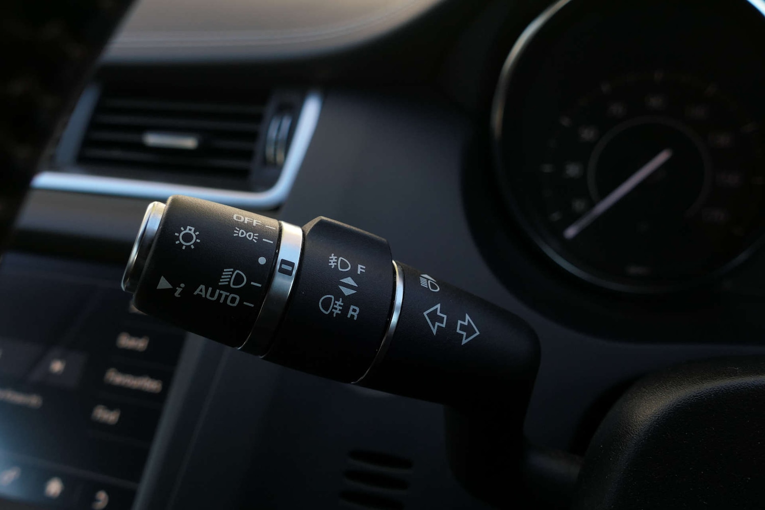 Used Jaguar E-Pace 2019 for sale - 76940172: Photo 34