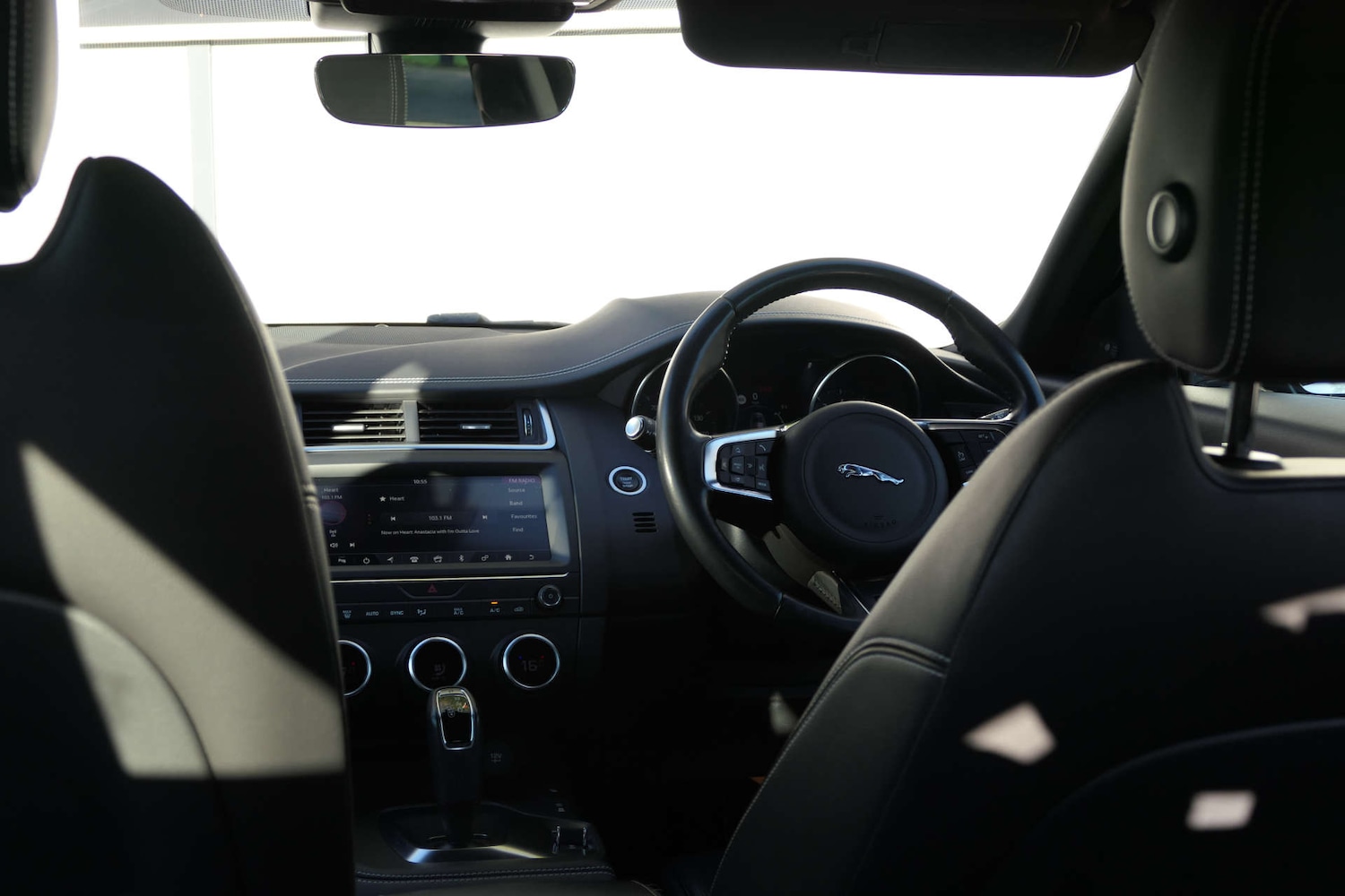 Used Jaguar E-Pace 2019 for sale - 76940172: Photo 6