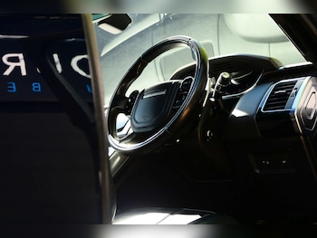 Used Land Rover Range Rover Sport 2019 for sale - 78297019: Photo