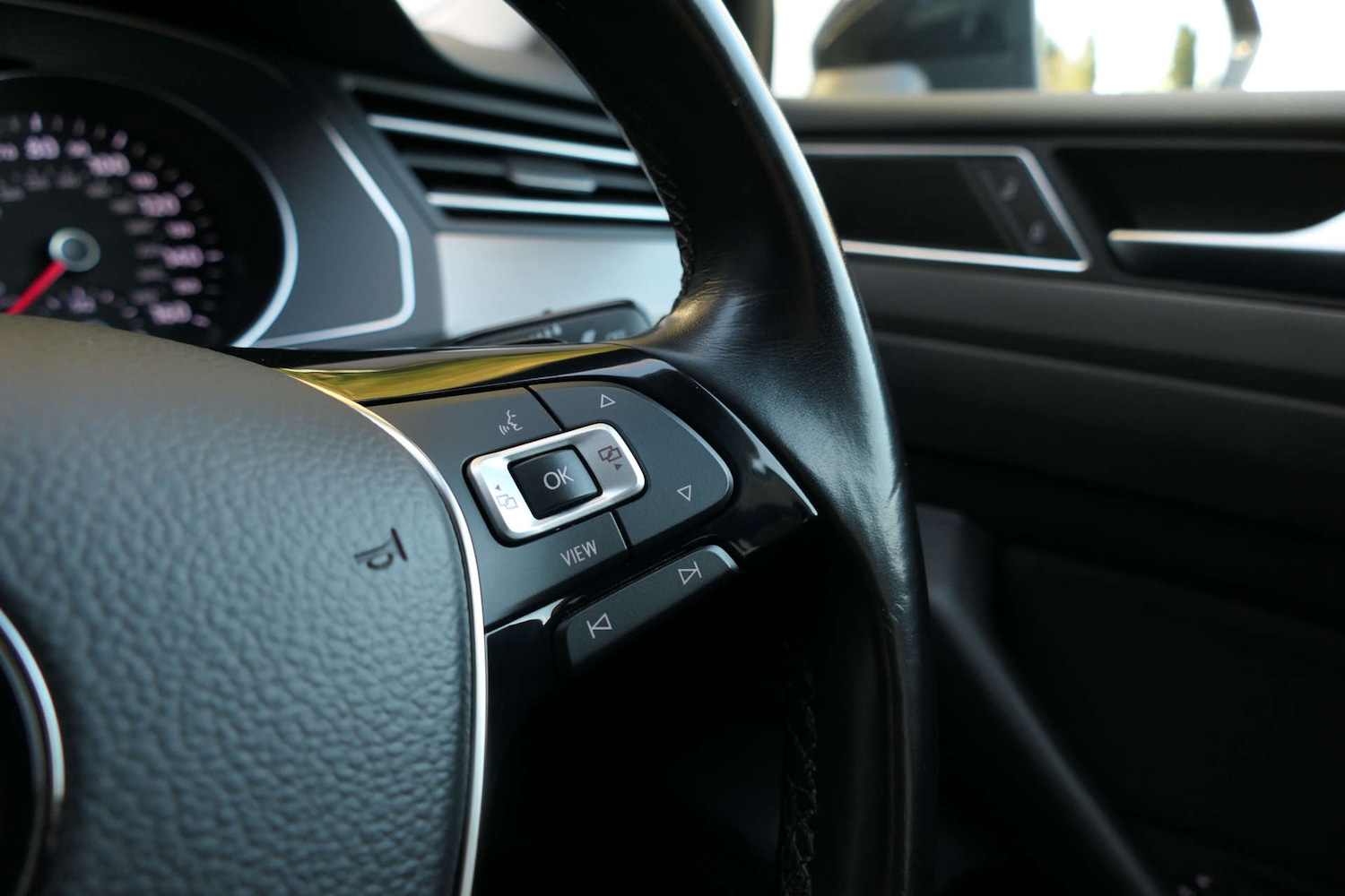 Used Volkswagen Arteon 2020 for sale - 77033661: Photo 38