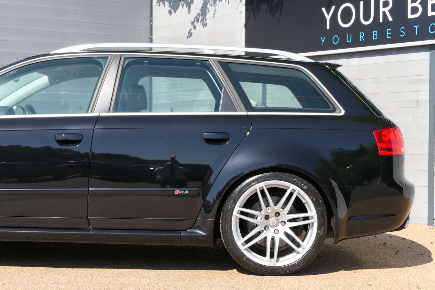 Used Audi RS4 2006 for sale - 76616656: Photo 11