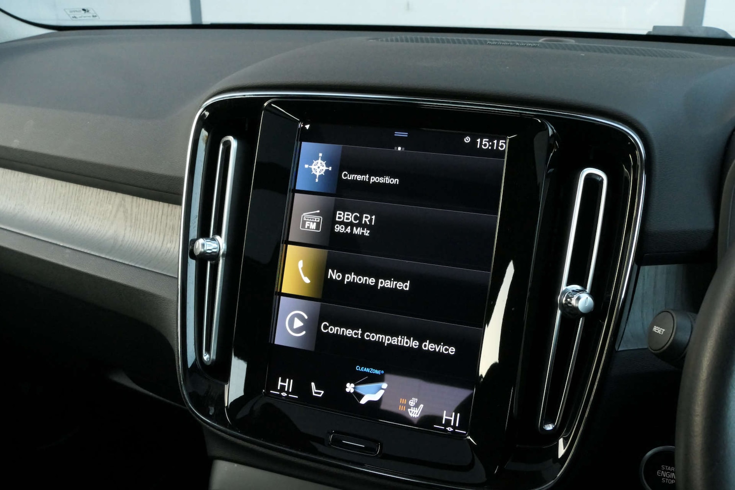 Used Volvo XC40 2020 for sale - 76921255: Photo 40