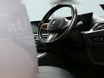 Used BMW 3 Series 2024 for sale - 78150106: Photo