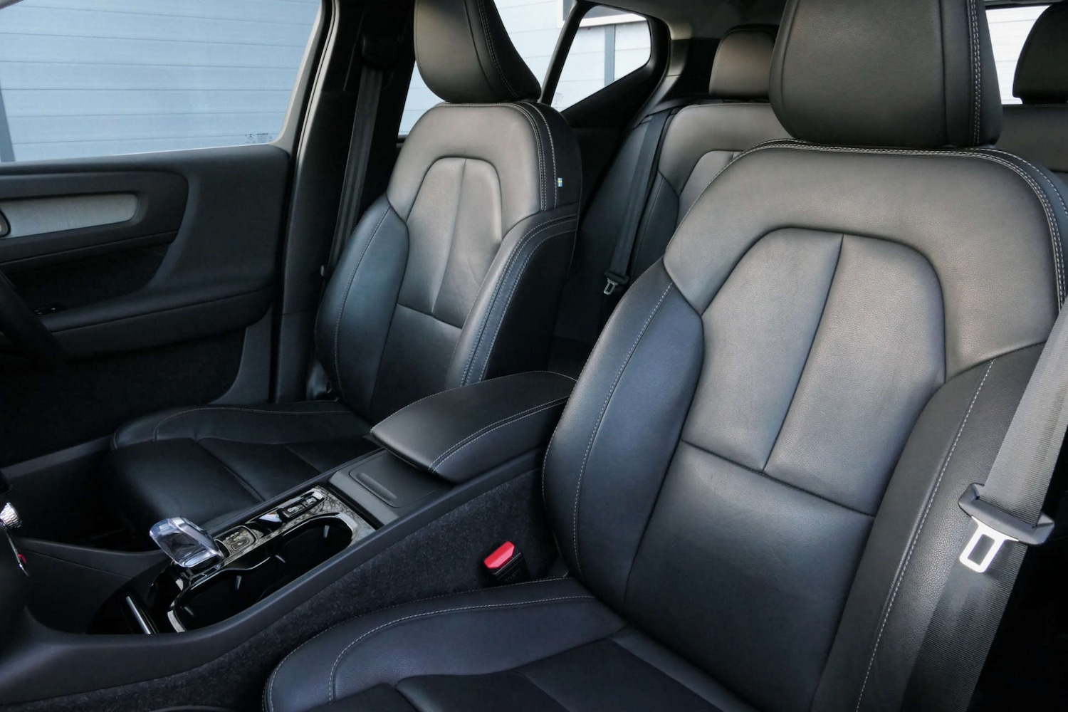 Used Volvo XC40 2020 for sale - 76614731: Photo 4