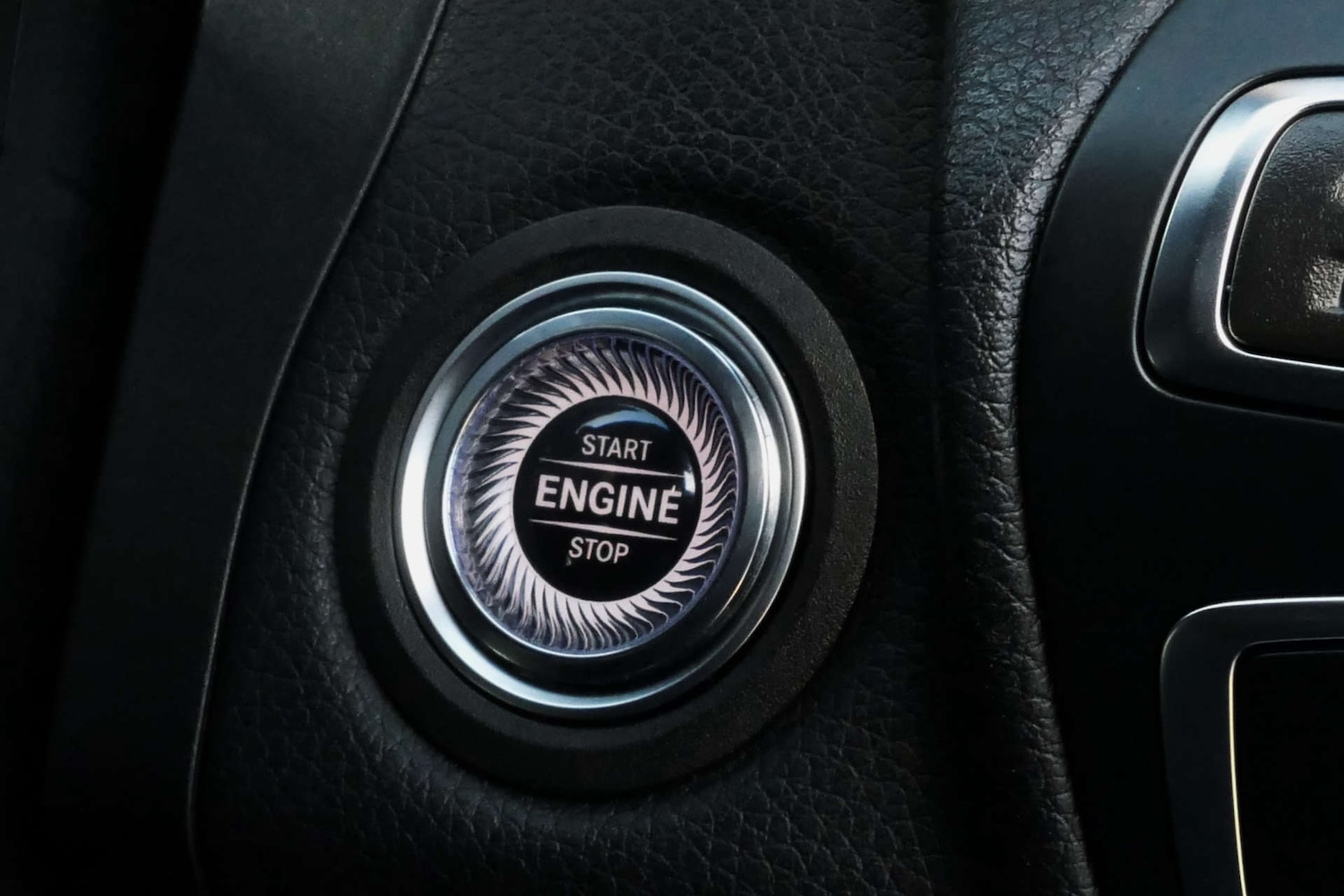 Used Mercedes-Benz C Class 2018 for sale - 76614738: Photo 20