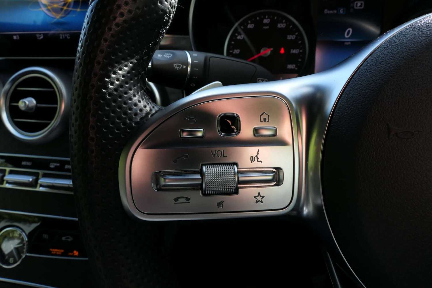 Used Mercedes-Benz C Class 2018 for sale - 76614738: Photo 26