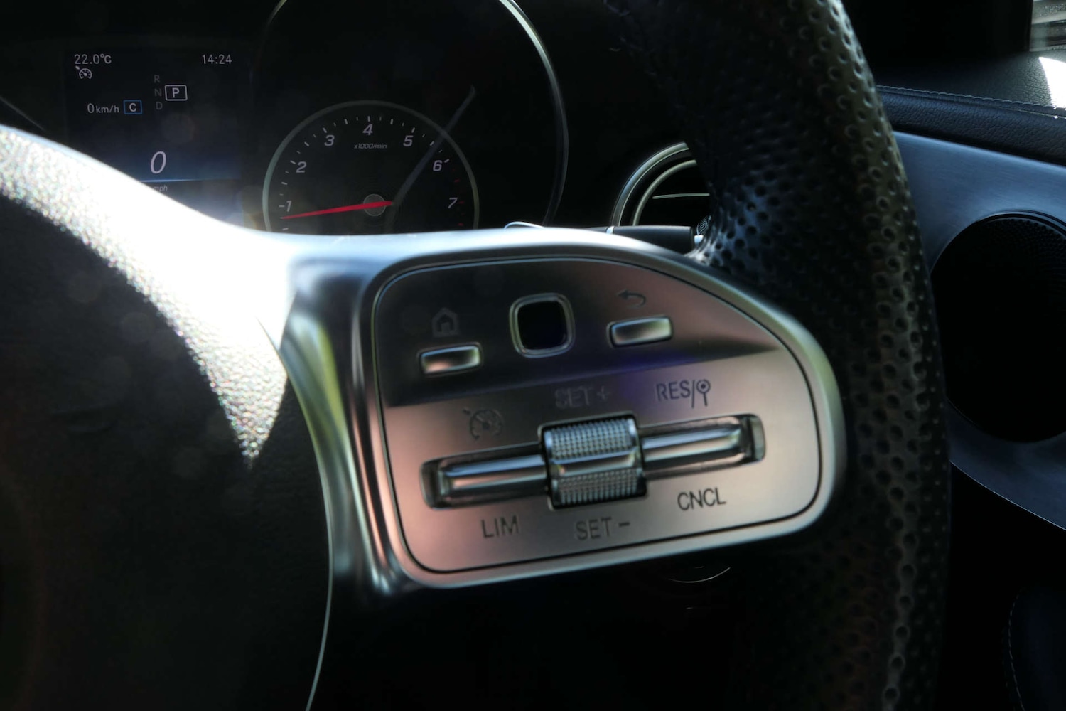 Used Mercedes-Benz C Class 2018 for sale - 76614738: Photo 27