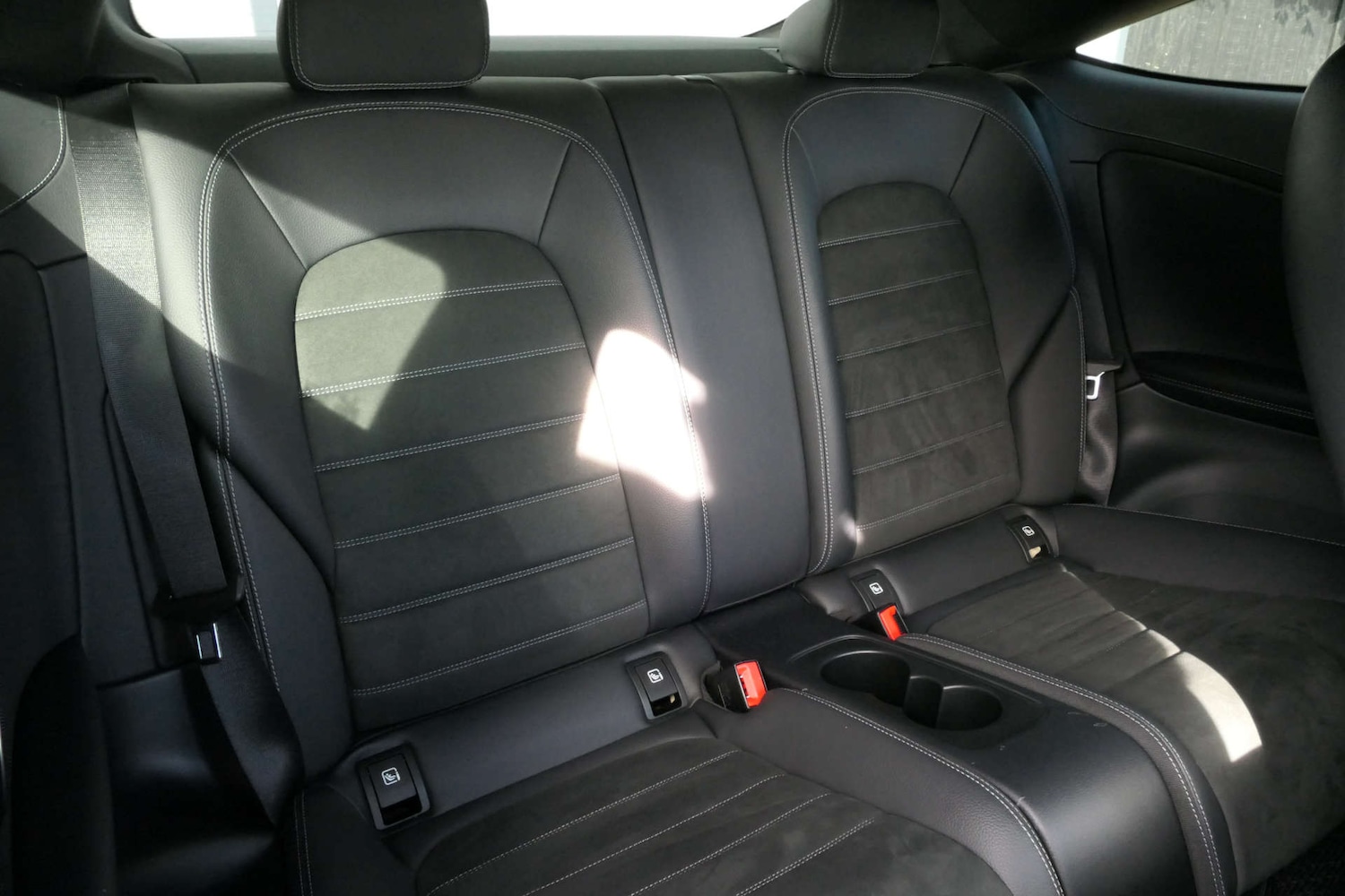 Used Mercedes-Benz C Class 2018 for sale - 76614738: Photo 5