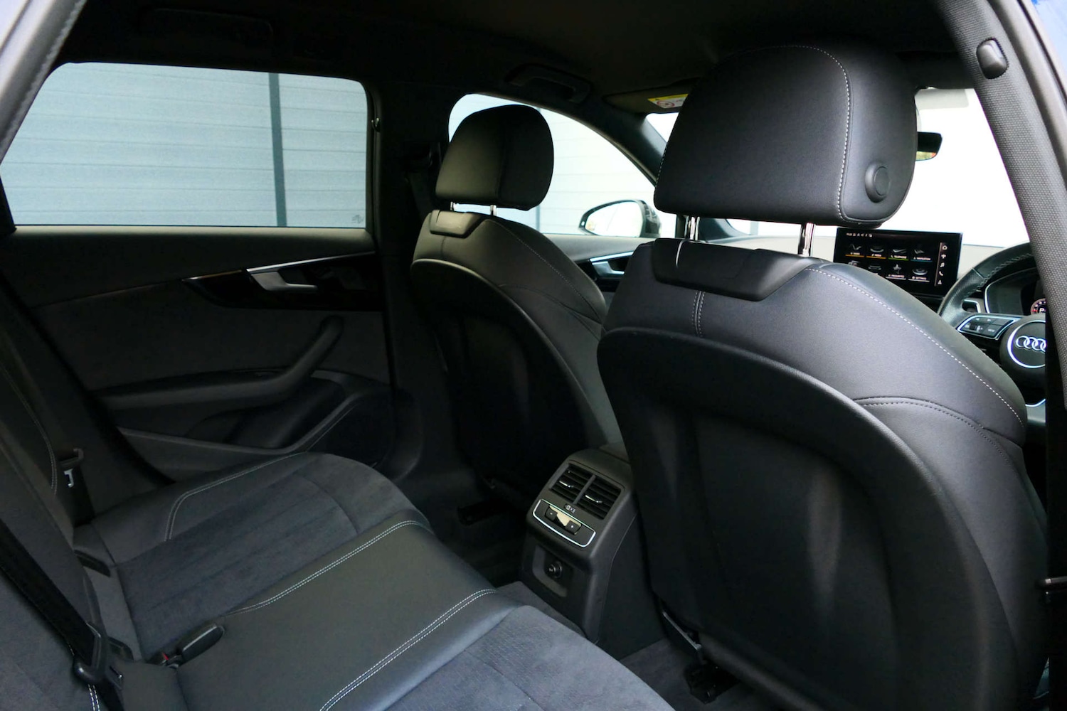 Used Audi A4 2023 for sale - 77276725: Photo 47