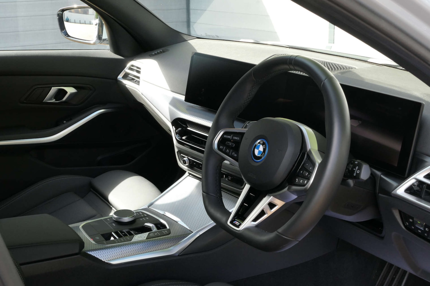 Used BMW 3 Series 2025 for sale - 76616657: Photo 22