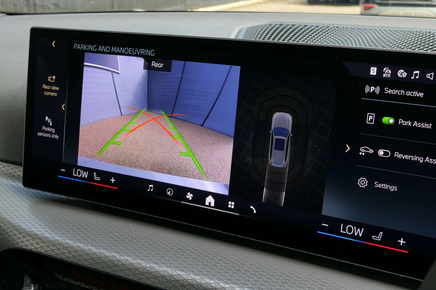 Used BMW 3 Series 2025 for sale - 76616657: Photo 40