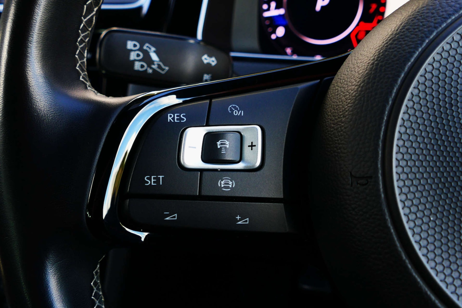 Used Volkswagen Golf 2019 for sale - 78062000: Photo 38