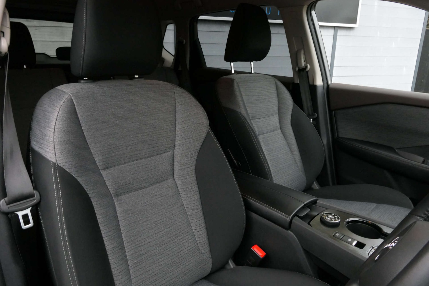 Used Nissan X-Trail 2024 for sale - 76614729: Photo 30