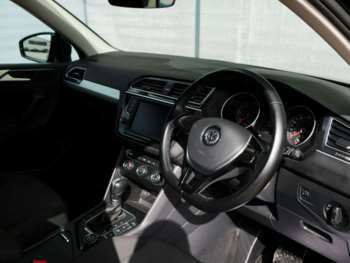 Used Volkswagen Tiguan 2017 for sale - 74398630: Photo