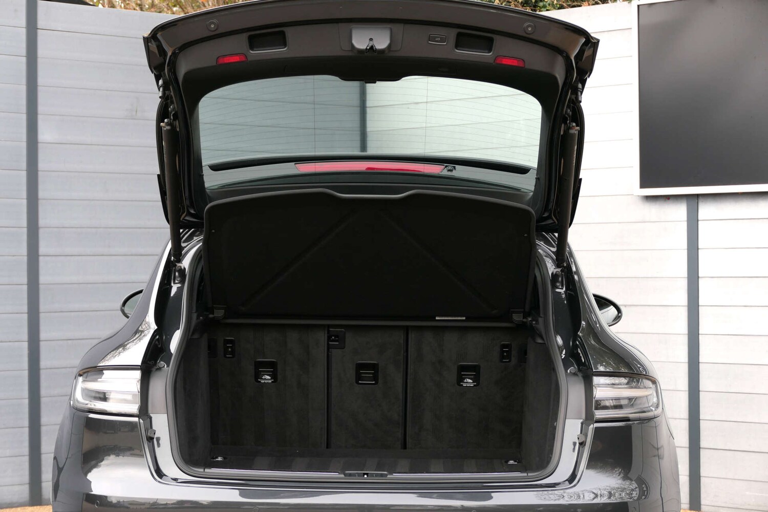 Used Porsche Macan 2022 for sale - 77449540: Photo 18