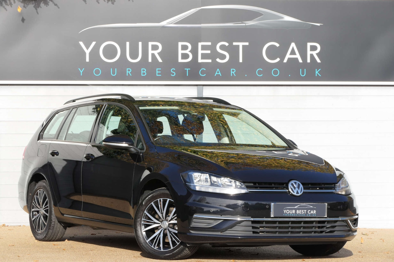 Used Volkswagen Golf 2017 for sale - 76616673: Photo 1