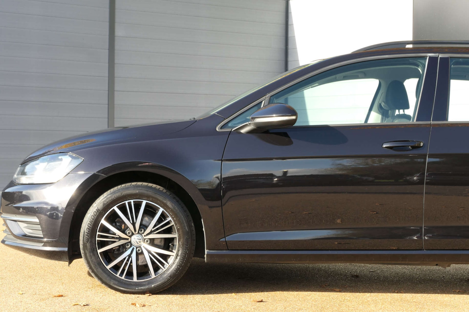 Used Volkswagen Golf 2017 for sale - 76616673: Photo 10