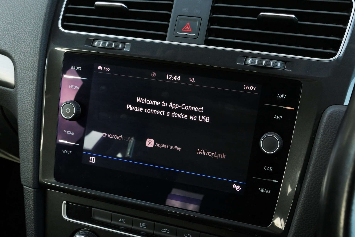 Used Volkswagen Golf 2017 for sale - 76616673: Photo 27