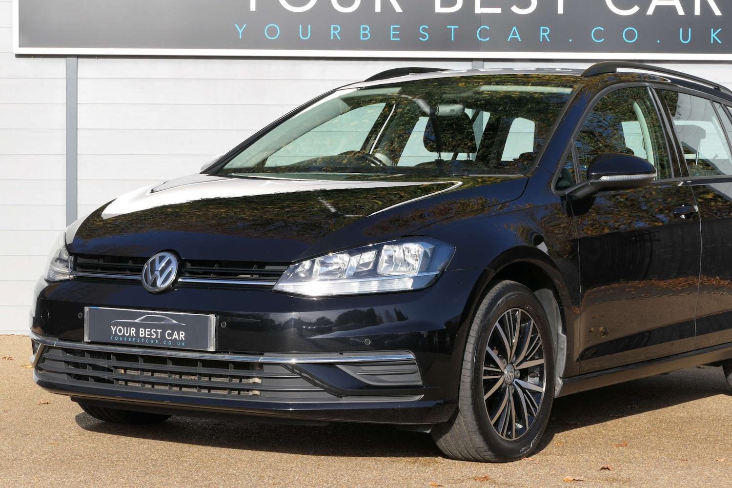 Used Volkswagen Golf 2017 for sale - 76616673: Photo 8