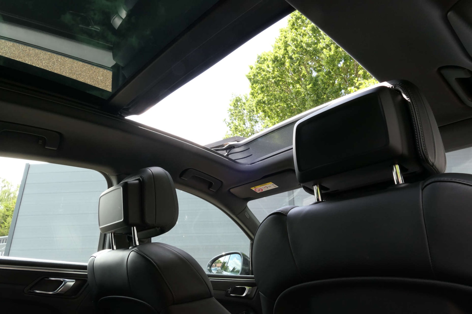 Used Porsche Macan 2022 for sale - 77736133: Photo 23