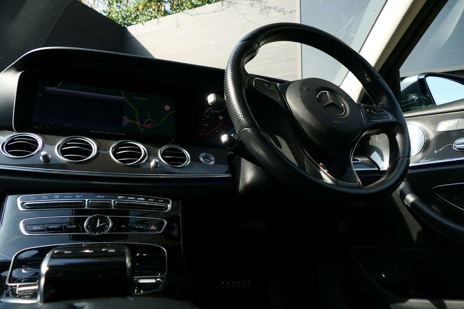 Used Mercedes-Benz E Class 2018 for sale - 77990061: Photo 28