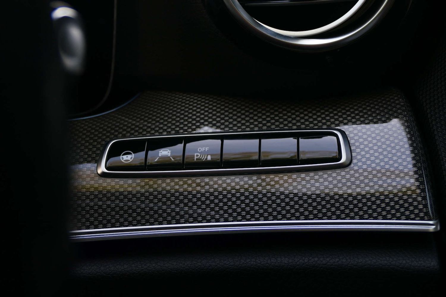 Used Mercedes-Benz E Class 2018 for sale - 77990061: Photo 39