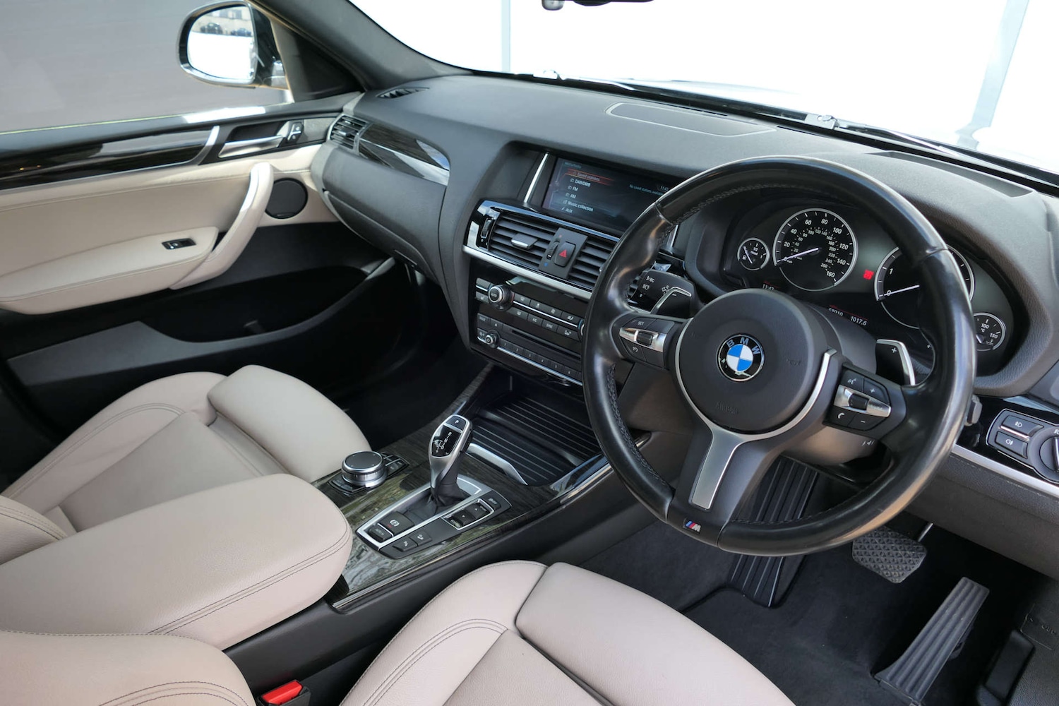 Used BMW X4 2017 for sale - 77113522: Photo 32