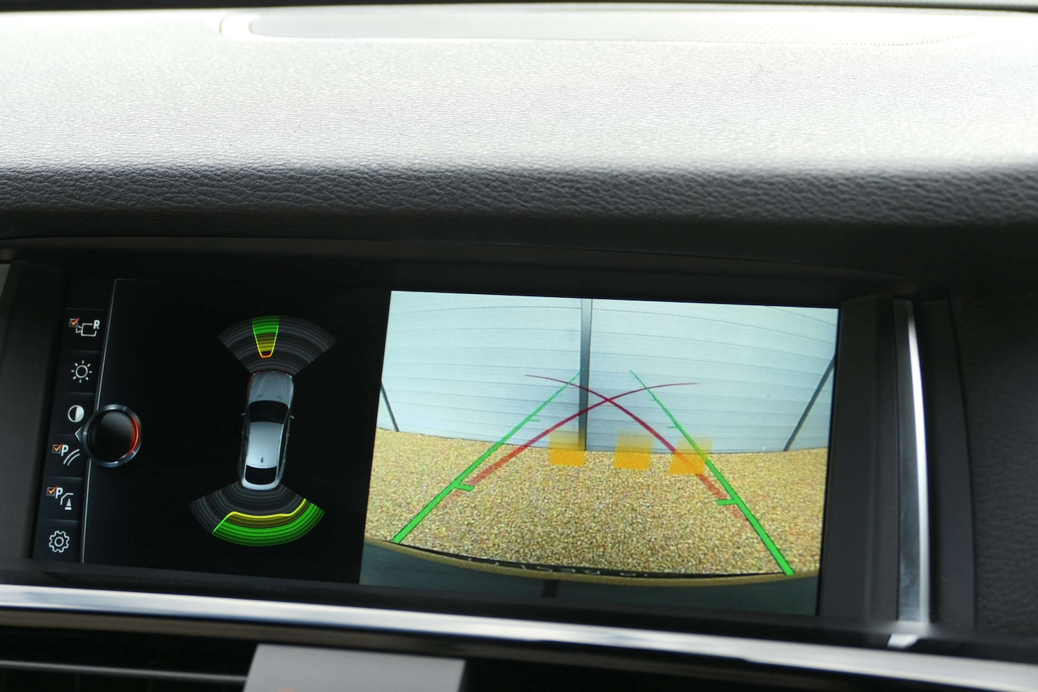 Used BMW X4 2017 for sale - 77113522: Photo 40