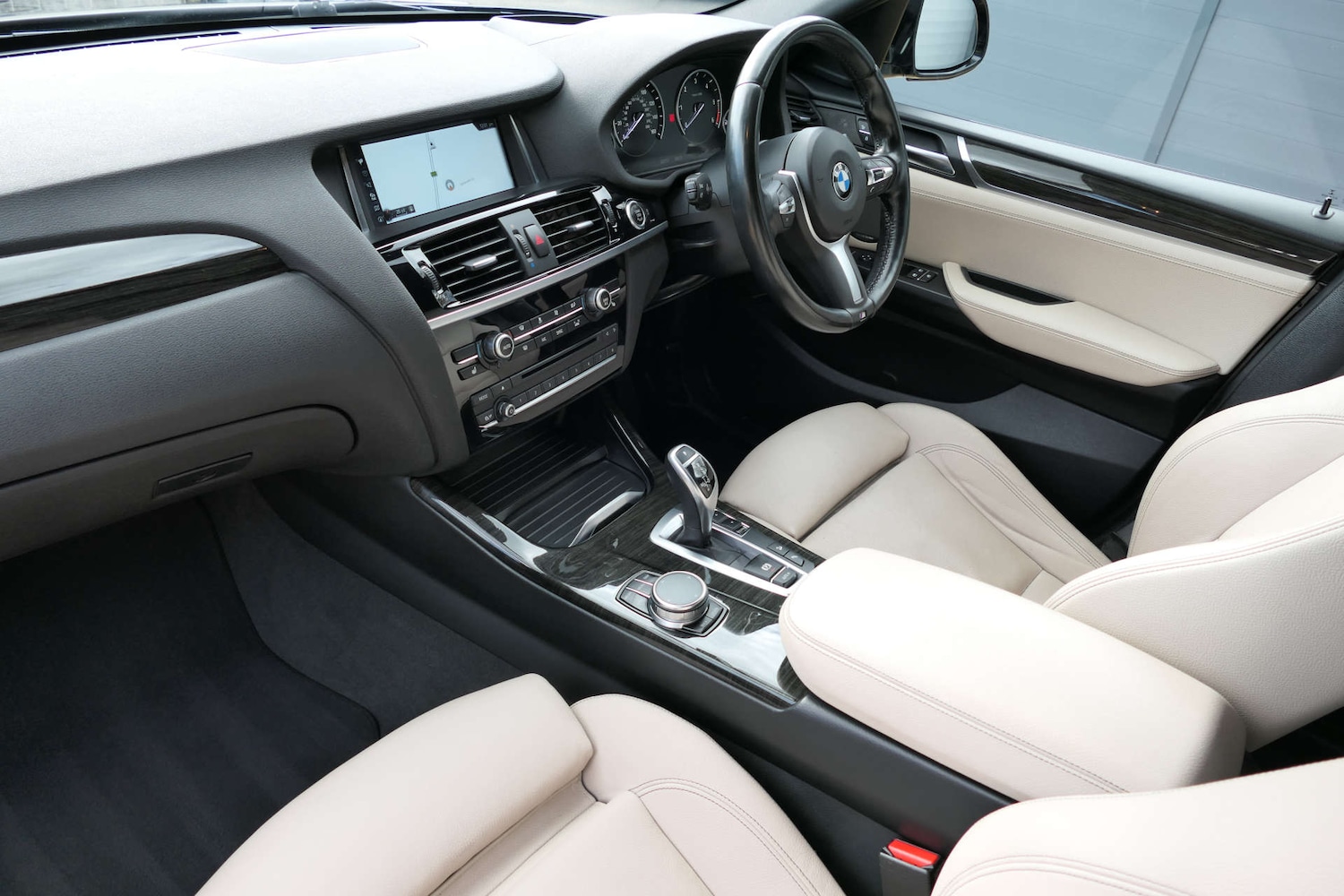 Used BMW X4 2017 for sale - 77113522: Photo 42