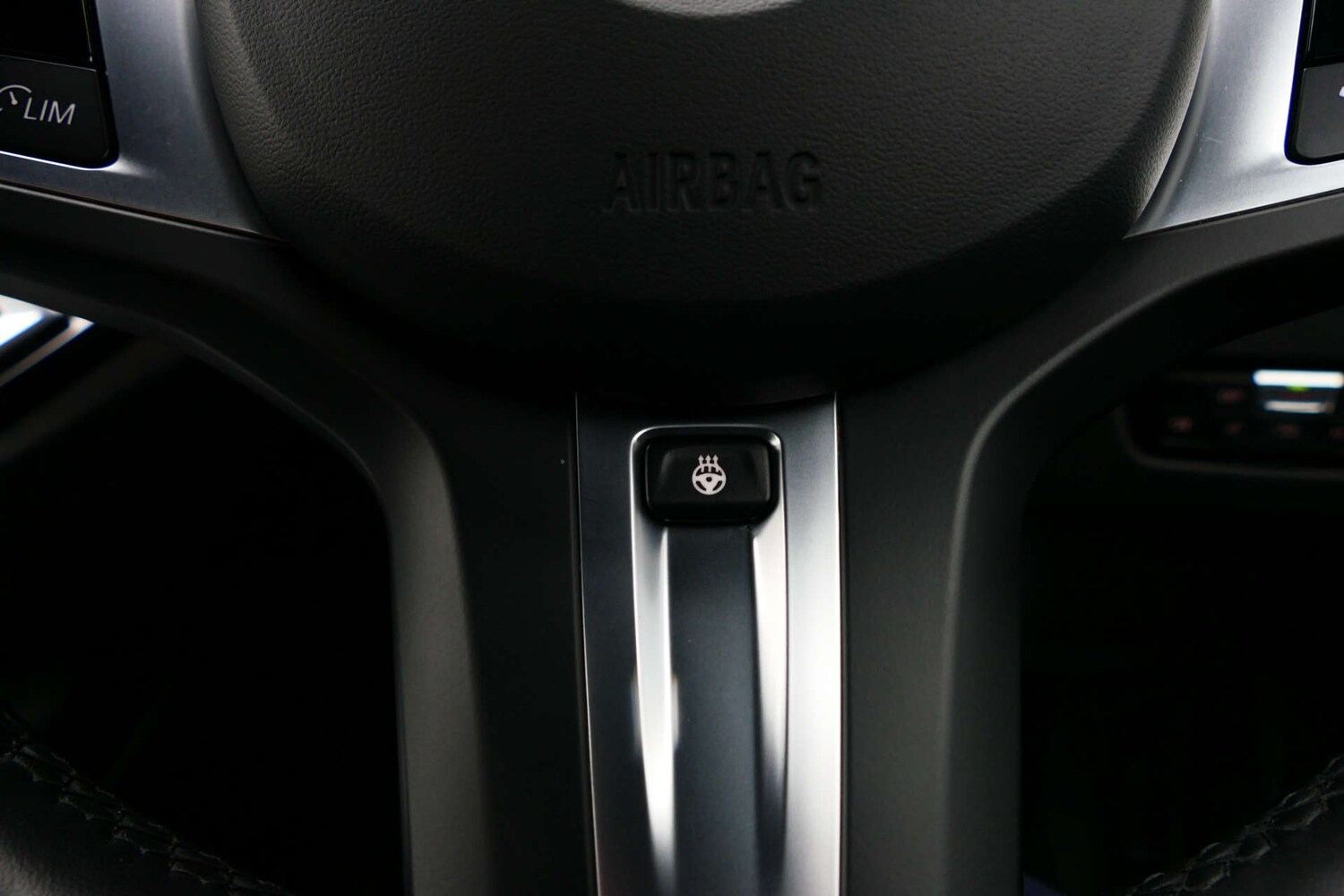 Used BMW 3 Series 2024 for sale - 77802757: Photo 41