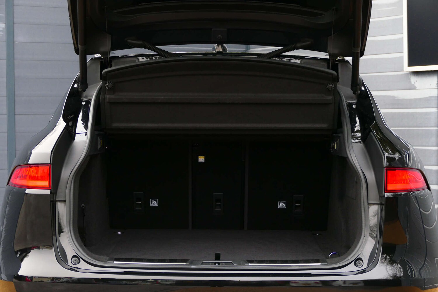 Used Jaguar F-Pace 2020 for sale - 77478274: Photo 19