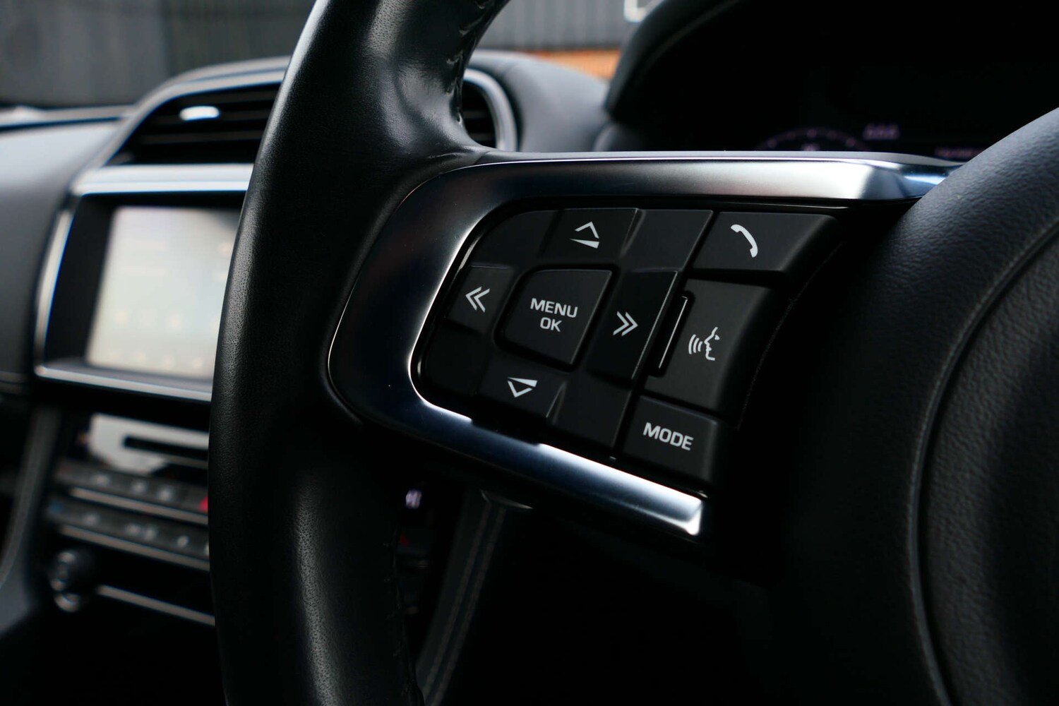 Used Jaguar F-Pace 2020 for sale - 77478274: Photo 38